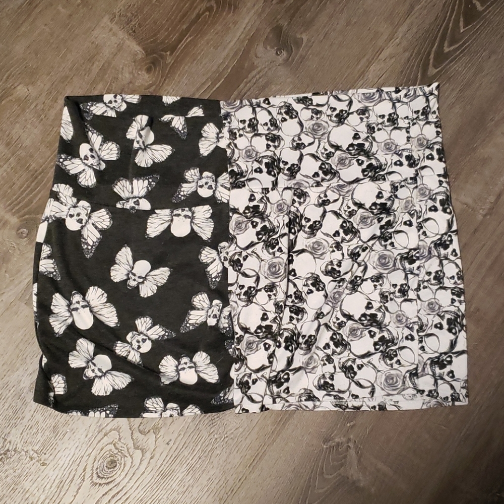 Set of 2 hot topic, stretchy pencil skirts